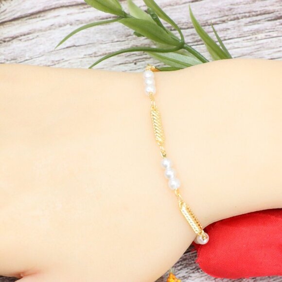 "Trendy Bracelet for Girls & Women – Cute, Adjustable & Gift-Ready | MLCRC1737 - Picture 10 of 10